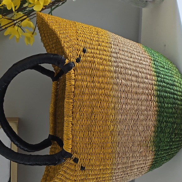 704 U Shopper Basket - Picture 3 of 5